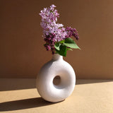 Vase | white sand